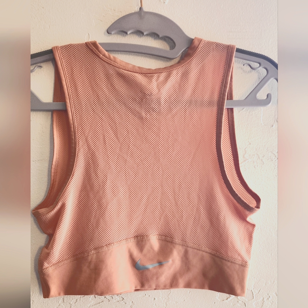 Nike Mesh Crop Tank Size Small